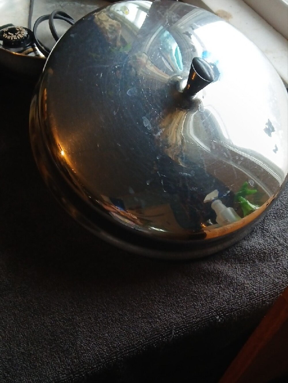 Farberware Stainless Steel Electric Skillet with Black Handle - Picture 3 of 4